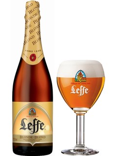 belgisches Bier Leffe Blond in der 75 cl Bierflasche mit gefülltem Bierglas