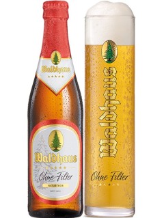 deutsches Bier Waldhaus ohne Filter Naturtrüb in der 33 cl Bierflasche mit vollem Bierglas